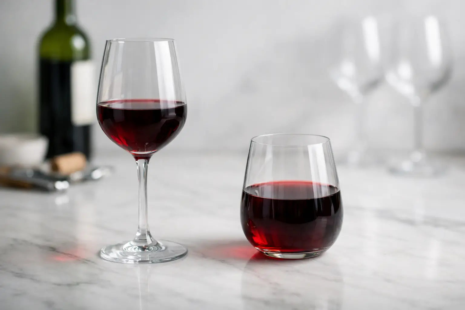 Stemmed vs Stemless Wine Glasses