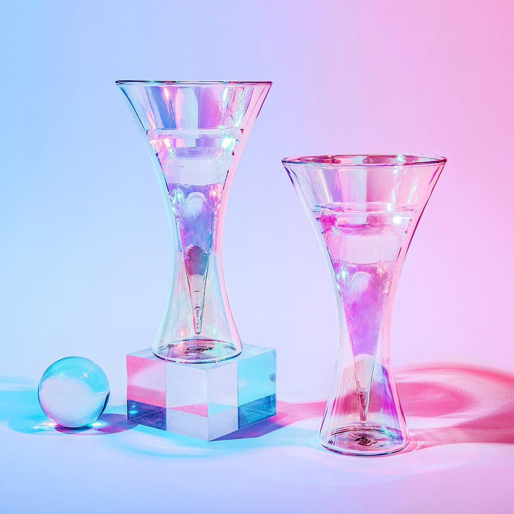 https://www.dragonglassware.com/cdn/shop/files/Aura-Cocktail-1.jpg?v=1695872311&width=1000